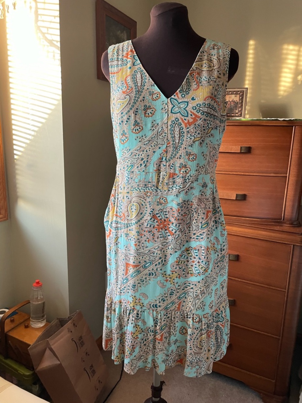 Sleeveless Mint Paisley Dress by MSSP